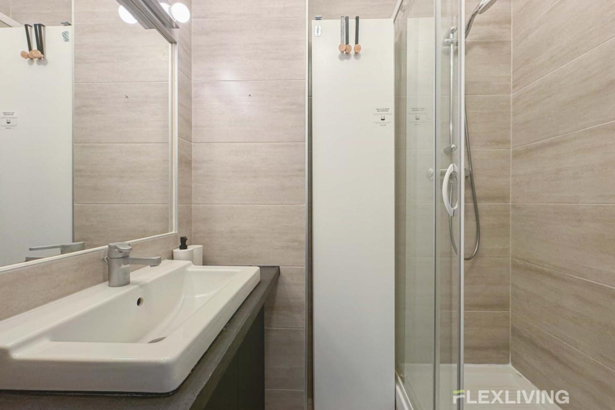 Flexliving - - Lamarck Parijs